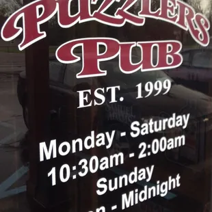 Puzzlers Pub hours