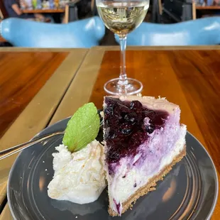 Blueberry cheesecake