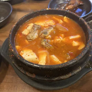 Oyster Tofu Soup