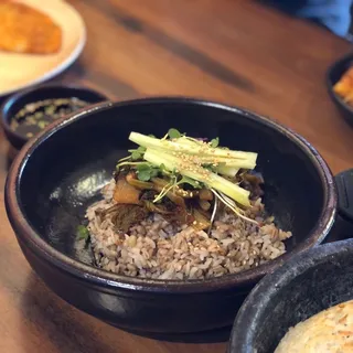 Young Radish Leaf Bi Bim Bap