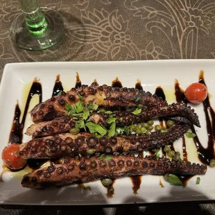 Octopus Balsamic reduction
