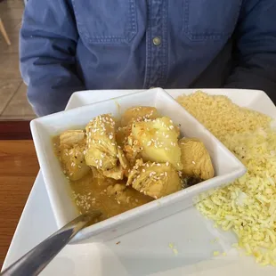 Pollo Tangine wakes up delicious roots from Africa