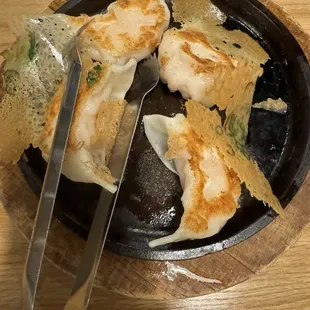 Pan Fried Shrimp Skirt Dumpling (4)