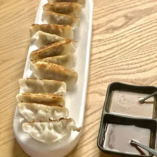 Pan Fried Shrimp Skirt Dumpling (4)