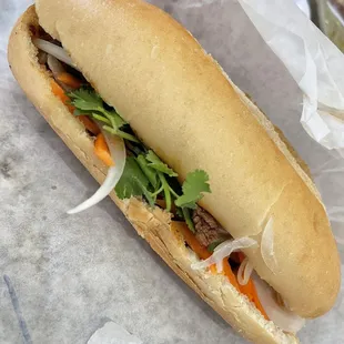 Spicy beef banh mi