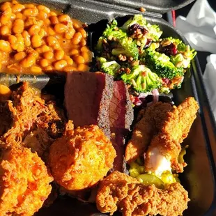TOGO Sampler platter with baked beans and broccoli salad