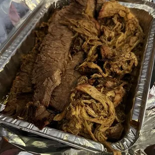 1lb sampler. Pulled pork and brisket.