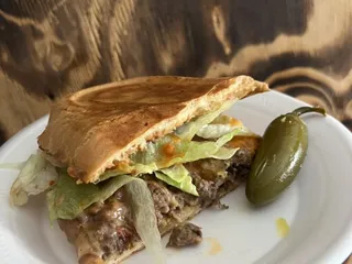 Mariscos Y Micheladas El Plebe