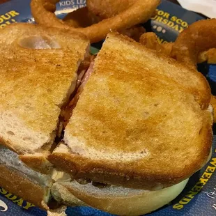 Italian Melt w/ Onion Rings