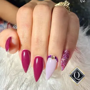 Christmas nails Q Nails Spa