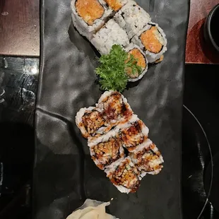 Spicy salmon &amp; salmon skin roll