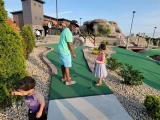 Birdies Miniature Golf