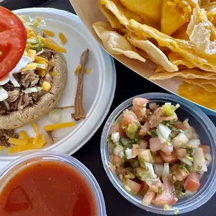 Carnitas Sope