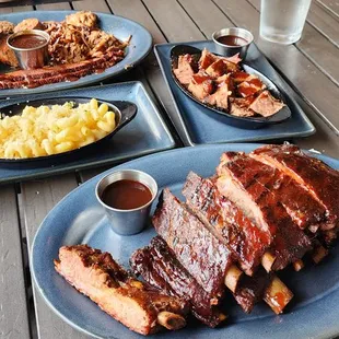 Ribs, burnt ends, brisket, sausage and pulled pork. Sides were potato salad and mac and cheese.