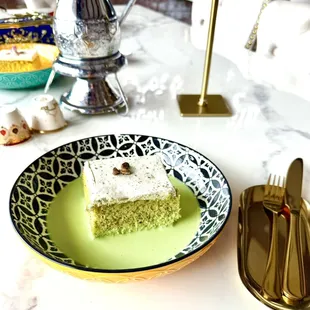 Pistachio Milk Cake
