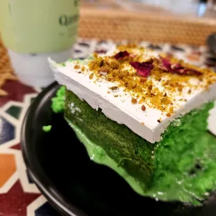 Pistachio milk cake