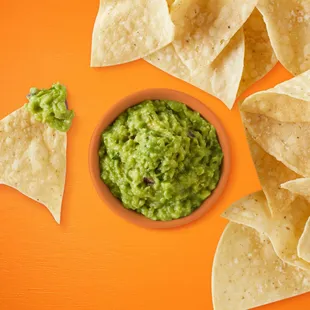 guacamole and tortillas