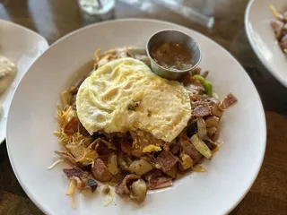 Guido’s At the Hangar