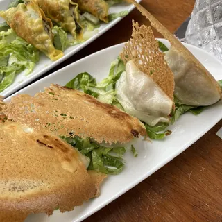 Pan Sear Basil Chicken Dumpling