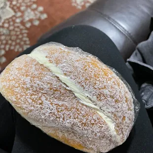 I loveeeeee!!! It tastes good and it's not cold when you eat it.