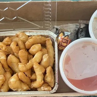 Sweet n sour chicken &amp; crab Rangoon