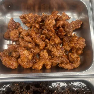 food, bbq chicken, bbq wings, poultry, chicken, fried chicken wings, fried chicken, chicken wings, chicken wings and fried chicken