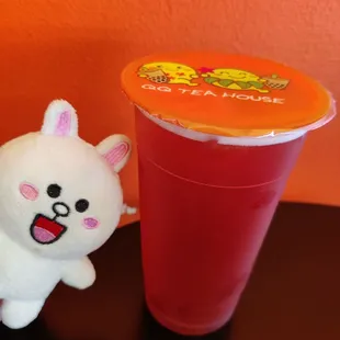 Dragon Fruit Green Tea... Half sweet... Very good!