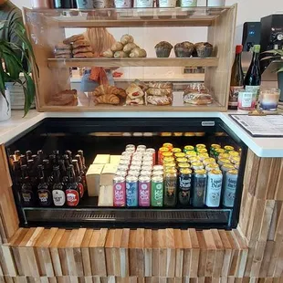 Pastries and quick drinks to grab