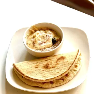 Hummus and pita