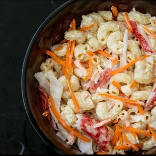 LEAU's Crab Mac Salad