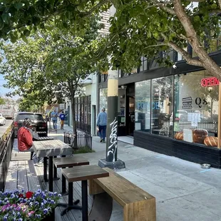 Beautiful Parklet outside the shop.