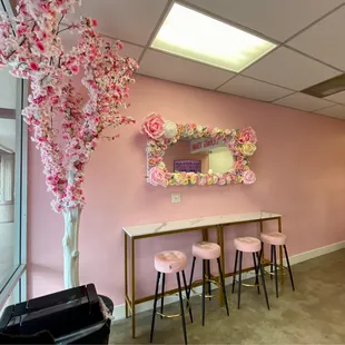 12.11.22 Cute inside decor