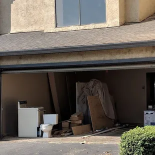 This unit had a family whose kids grew up here.  They were given a 60 day eviction without warning.  Heartless!