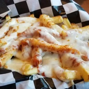 Pizza fries with mozzarella cheese