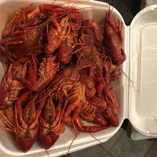 2lb crawfish&apos;s