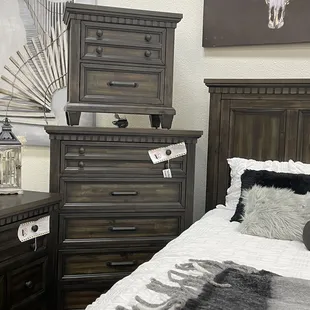 Night stand and chest