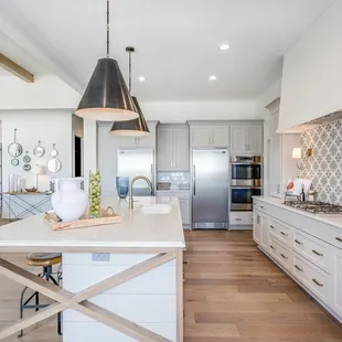 We are the most experienced Granite, Quartz, and Marble fabricators and installers for the Wichita, KS area.