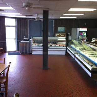 Fresh fish market attached