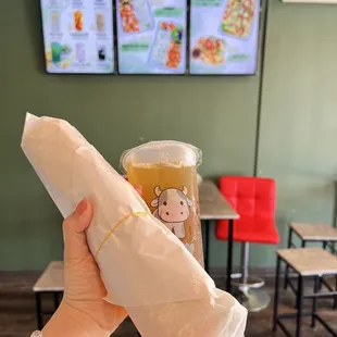 Banh mi heo quay