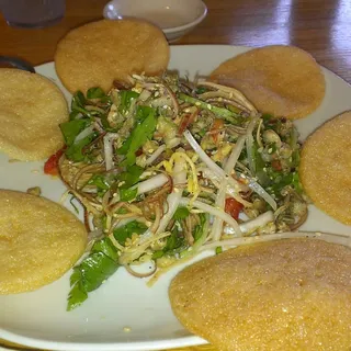 6. Goi Hen