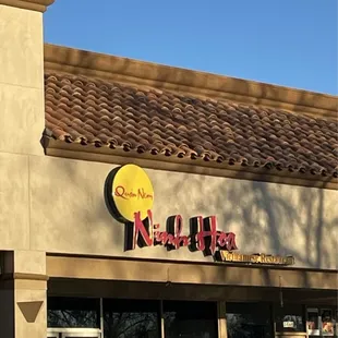 Closed at 4 pm for Tet on. 1/10/24