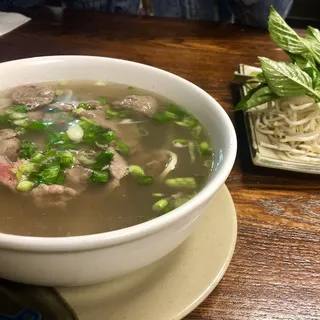 14. Pho Dac Biet