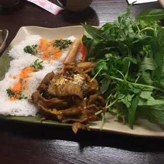 33. Banh Hoi Thit Nuong