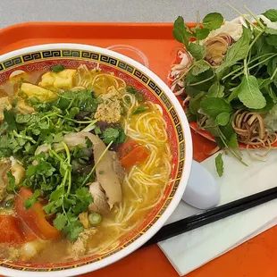 4. VUA Bun Oc Rieu KING Crab Noodle