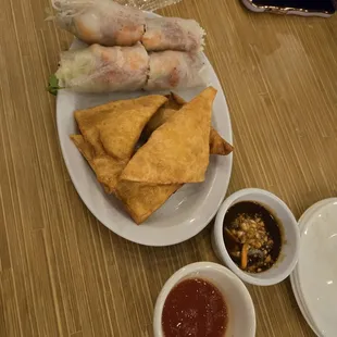 Cream cheese wonton had garlic taste that threw me off.