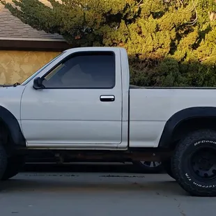 My 1989 Toyota 4x4 with new 22re motor.