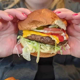 The cheeseburger