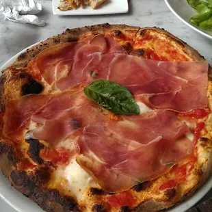 Parma prosciutto pizza