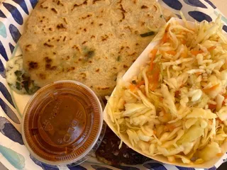 Pupuseria La Migueleña