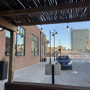 Patio seating at Que Gusto